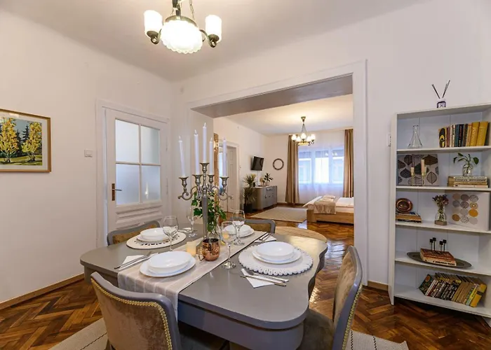 Muresan House In The Historic Center * Braşov